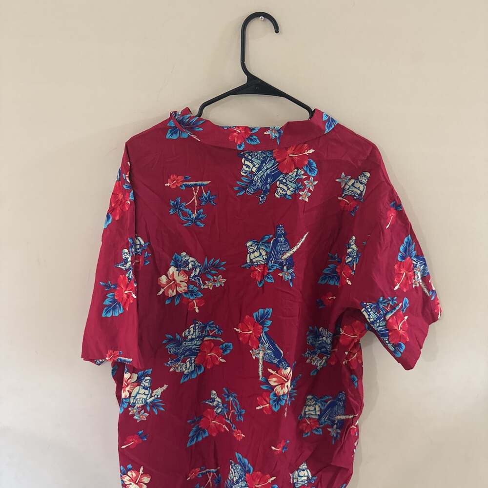 Disney Star Wars Shirt Men 2XL Red Hawaiian Button Up Storm Trooper Darth Camp - Picture 5 of 5